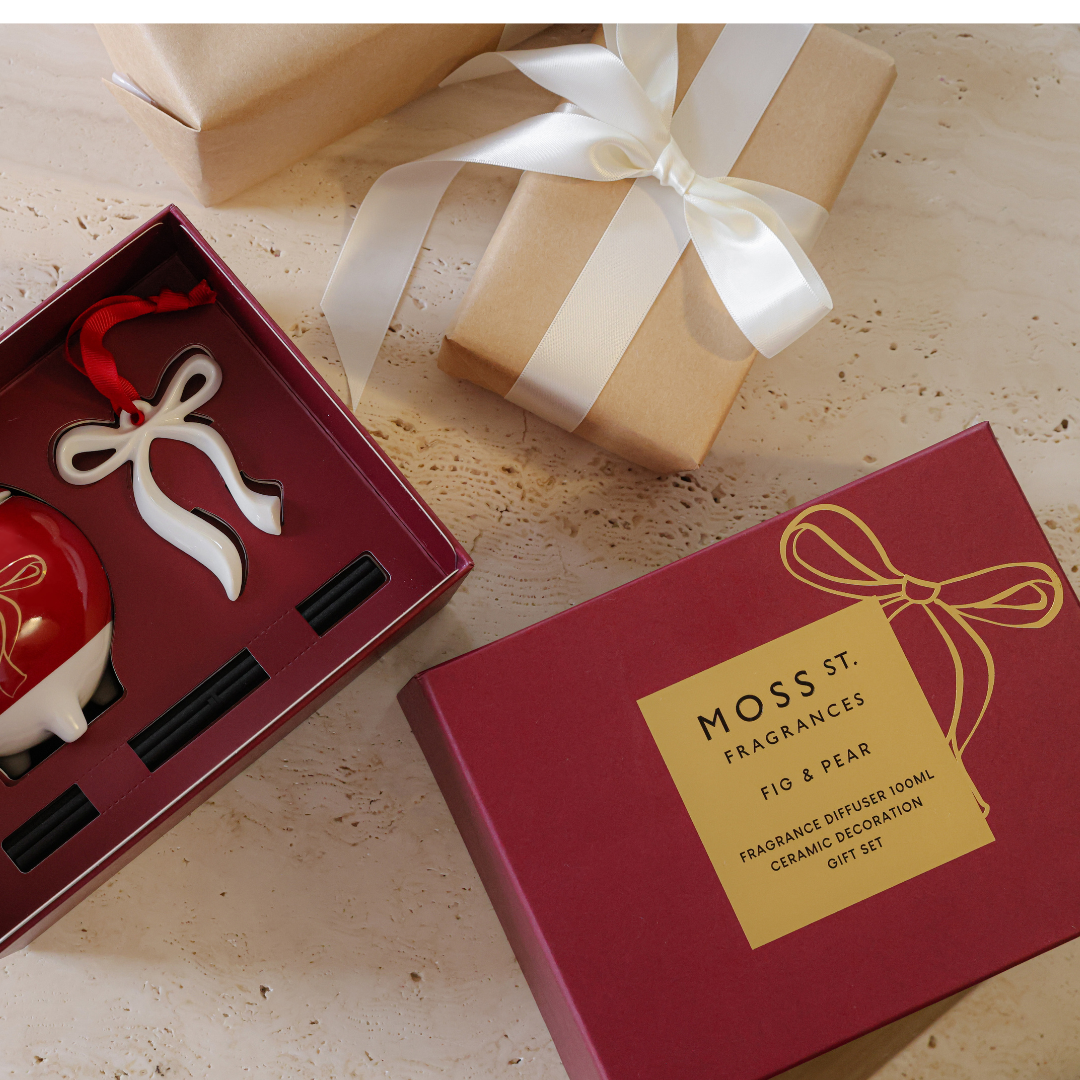 MOSS ST. Mini Ceramic Diffuser 100ml & Decoration - Fig & Pear